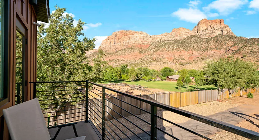 Mariposa Bungalo Balcony View - Zion National Park